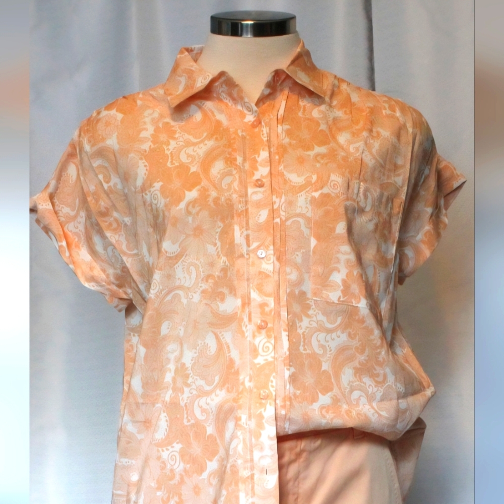 Ecru NWT Sheer Floral Button-Up Blouse – Hutton Style, Size S